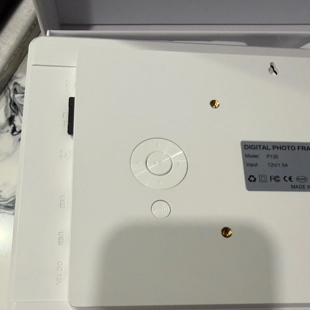 White Digital Photo Frame Box - Minimal Packaging